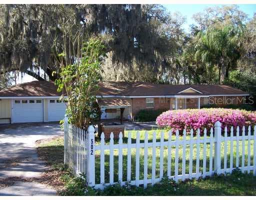 502 LAKEWOOD DRIVE