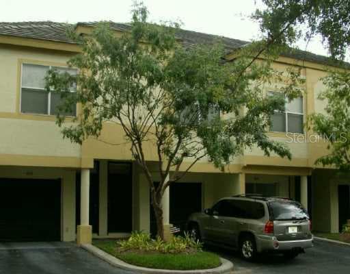 611 ARBOR LAKE LANE TAMPA, FL 33602