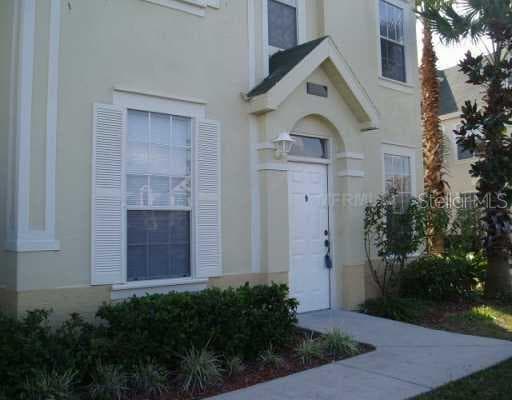 10512 WINDSOR LAKE COURT UNIT 37 TAMPA, FL 33626