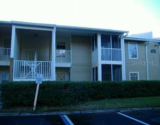 208 LAKE PARSONS GREEN DRIVE UNIT 804 BRANDON, FL 33511