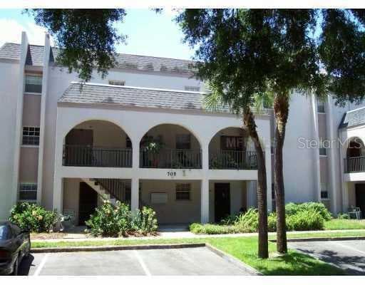 705 RUSSELL LANE UNIT 215 Brandon, FL 33510