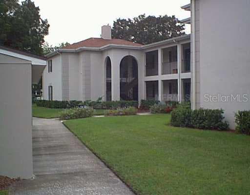 10372 CARROLLWOOD LANE UNIT 246 Tampa, FL 33618