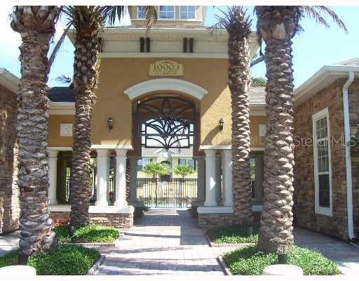 10101 COURTNEY PALMS DRIVE UNIT 304 TAMPA, FL 33619