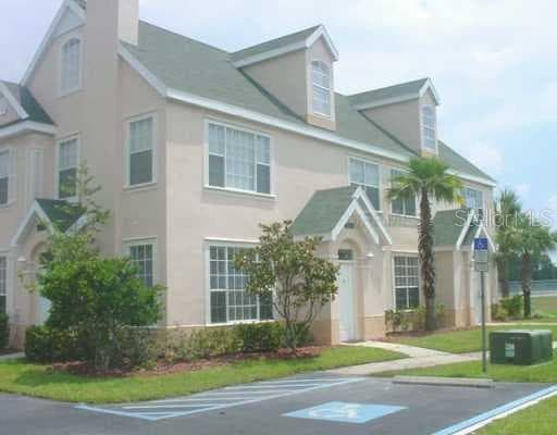 10516 WHITE LAKE COURT UNIT 10516 TAMPA, FL 33626