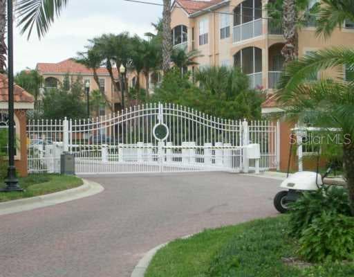 5000 CULBREATH KEY WAY UNIT 8-123 TAMPA, FL 33611