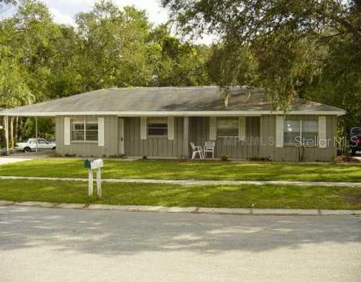 6907 MATHERS LANE UNIT B RIVERVIEW, FL 33569