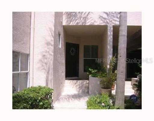 1093 SHIPWATCH CREEK TAMPA, FL 33602