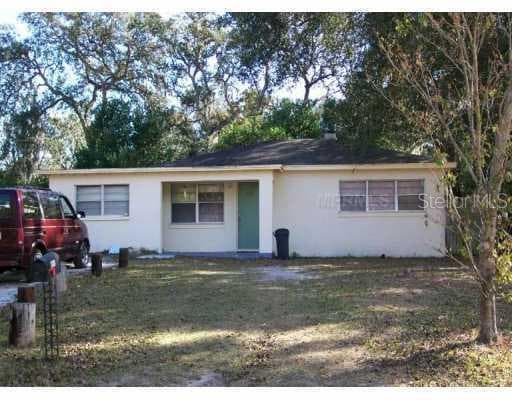 8911 N LOCUST AVENUE TAMPA, FL 33604
