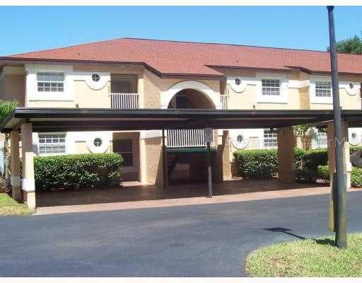 14858 PAR CLUB CREEK Tampa, FL 33618