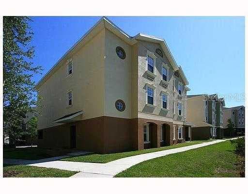 10144 ARBOR RUN DRIVE UNIT 26 TAMPA, FL 33647