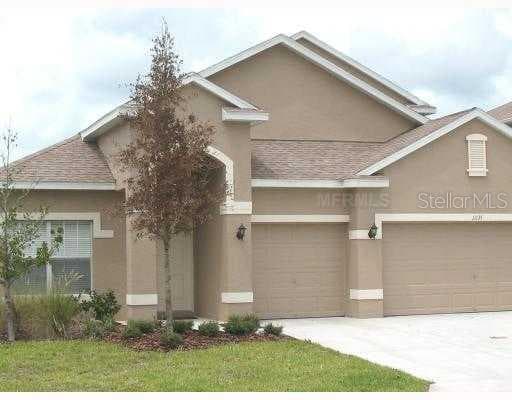 11135 OYSTER BAY CIRCLE NEW PORT RICHEY, FL 34654