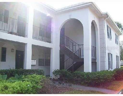 10327 CARROLLWOOD LANE UNIT 76 TAMPA, FL 33618
