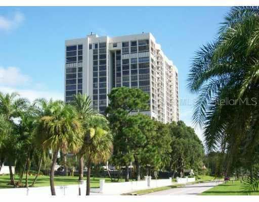 3301 BAYSHORE BOULEVARD UNIT 1908B TAMPA, FL 33629