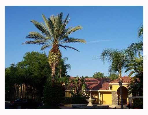 8786 KEY BISCAYNE DRIVE UNIT 103 TAMPA, FL 33614