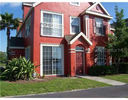 9818 LAKE CHASE ISLAND WAY TAMPA, FL 33626