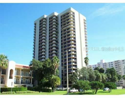 2413 BAYSHORE BOULEVARD UNIT 1702 TAMPA, FL 33629