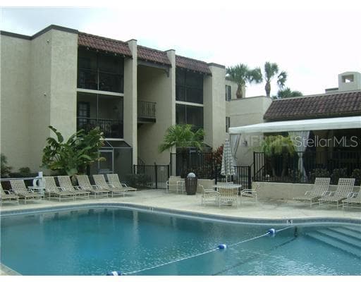5305 SAN SEBASTIAN COURT UNIT 228 TAMPA, FL 33609