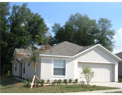 7737 MERCHANTVILLE CIRCLE ZEPHYRHILLS, FL 33540