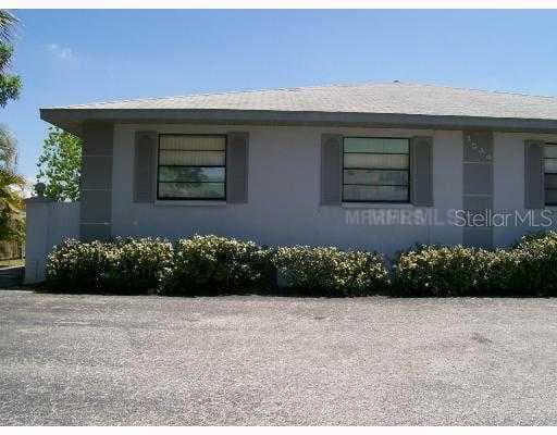 1049 APOLLO BEACH BOULEVARD UNIT D APOLLO BEACH, FL 33572