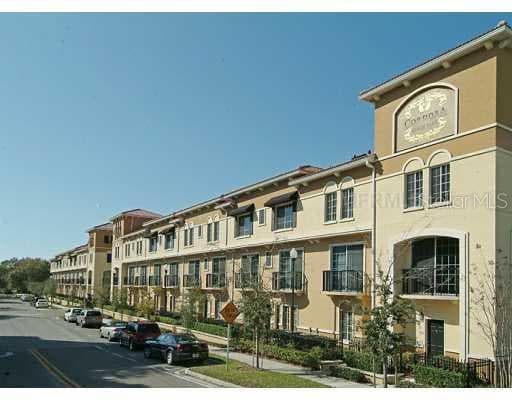 5220 W KENNEDY BOULEVARD UNIT 5220 TAMPA, FL 33609