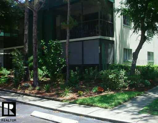 3300 Fox Chase CIRCLE N UNIT 208 Palm Harbor, FL 34683