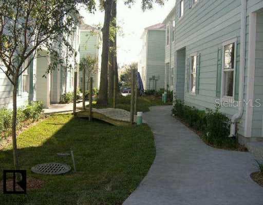 648 Charles COURT S St Petersburg, FL 33701