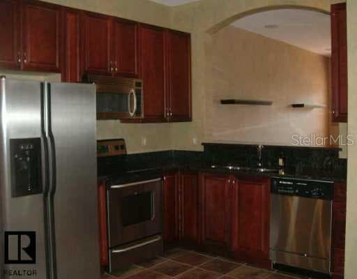 611 3RD AVENUE S ST.PETERSBURG, FL 33701
