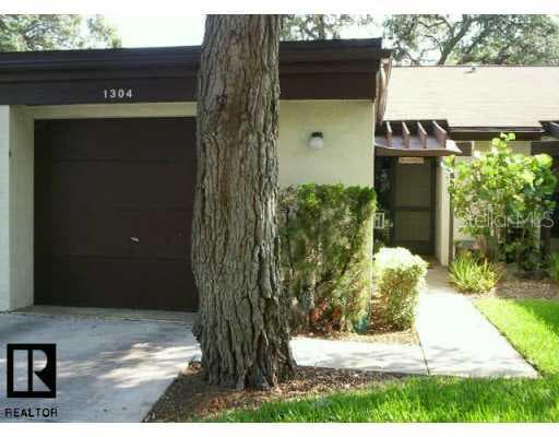 1304 Golfview DRIVE Tarpon Springs, FL 34689