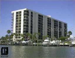 690 Island WAY UNIT 502 Clearwater, FL 33767