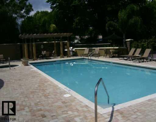 10177 Sailwinds BOULEVARD UNIT J-102 Largo, FL 33773