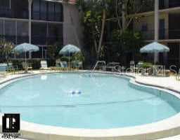 10530 77th TERRACE UNIT 219 Seminole, FL 33772