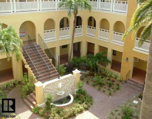 210 22nd AVENUE NE UNIT 7 St.Petersburg, FL 33704
