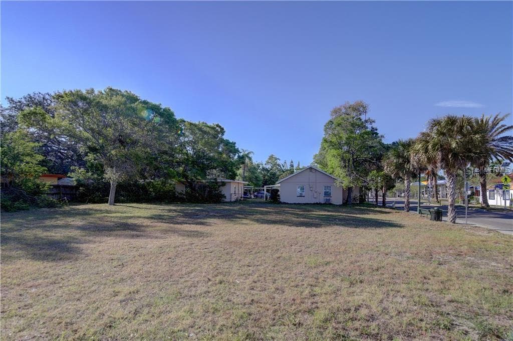 CLEARWATER  LARGO RD & 16 AVW N.W LARGO, FL 33770