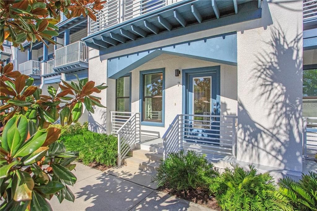 946 HIGHLAND AVENUE UNIT 53 DUNEDIN, FL 34698