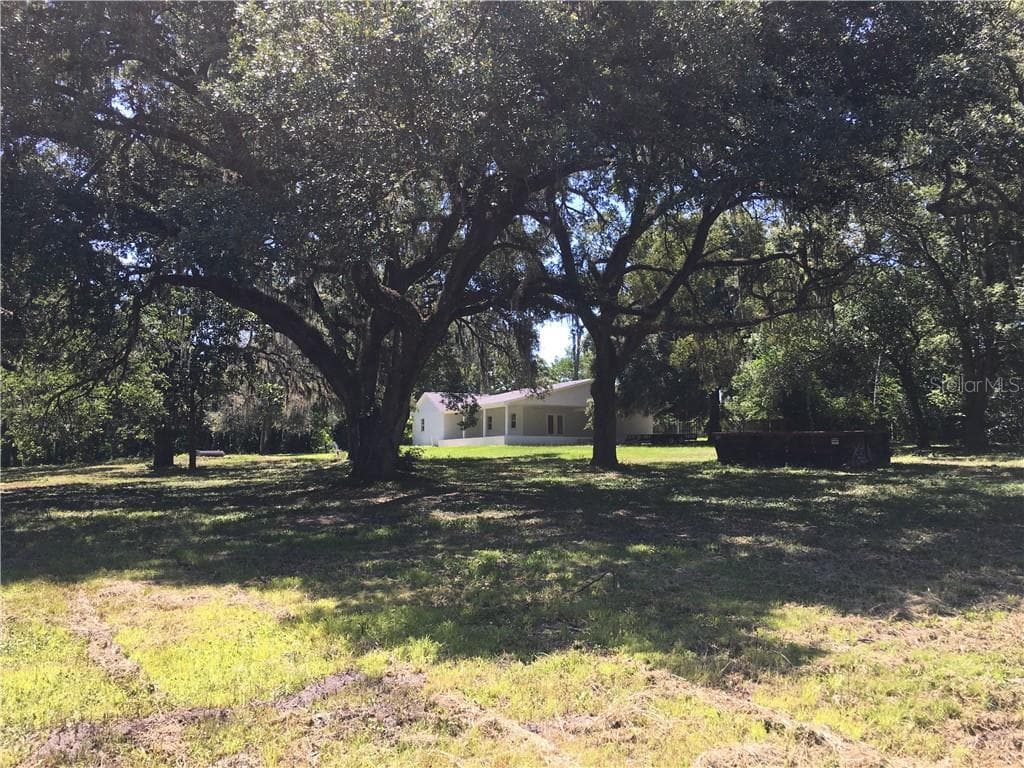 8151 US HIGHWAY 301 ZEPHYRHILLS, FL 33541