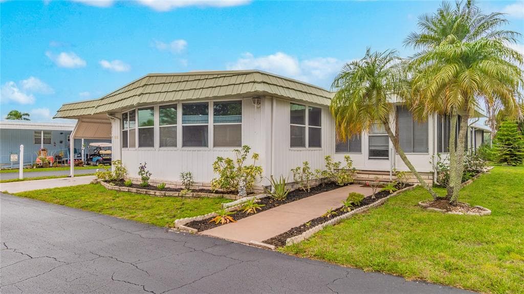 7100 ULMERTON ROAD UNIT 1031 LARGO, FL 33771