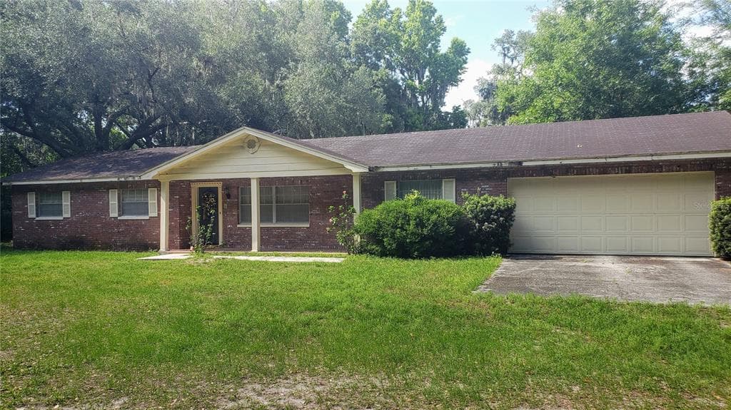 3521 N WILDER ROAD PLANT CITY, FL 33565