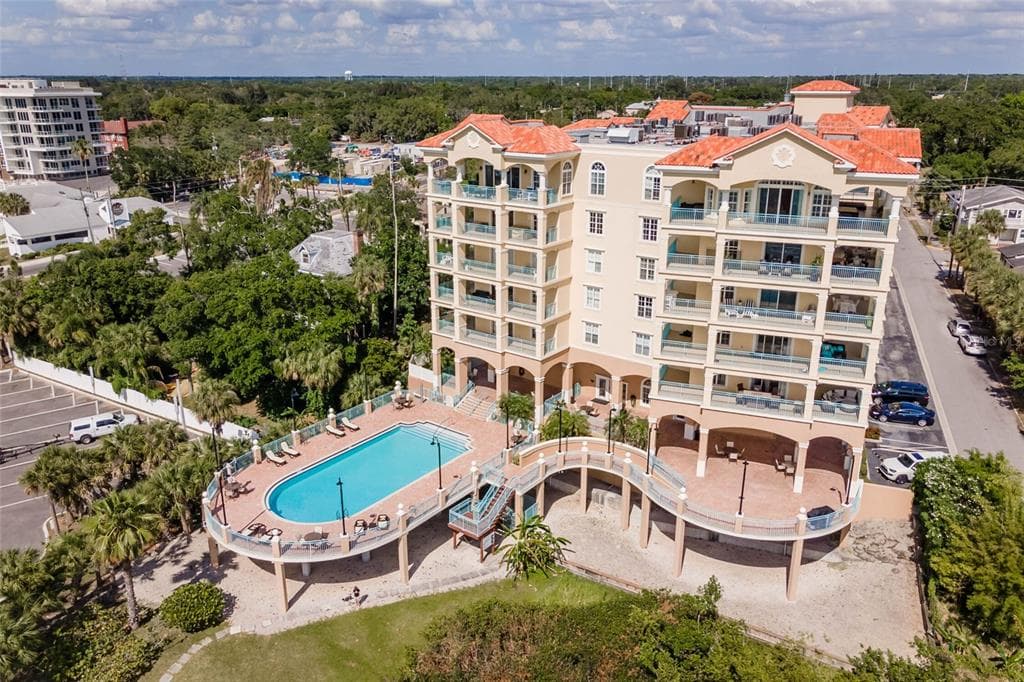 700 N OSCEOLA AVENUE UNIT 601 CLEARWATER, FL 33755