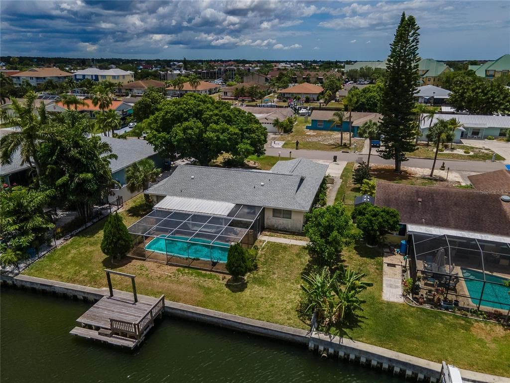 1019 SPINDLE PALM WAY