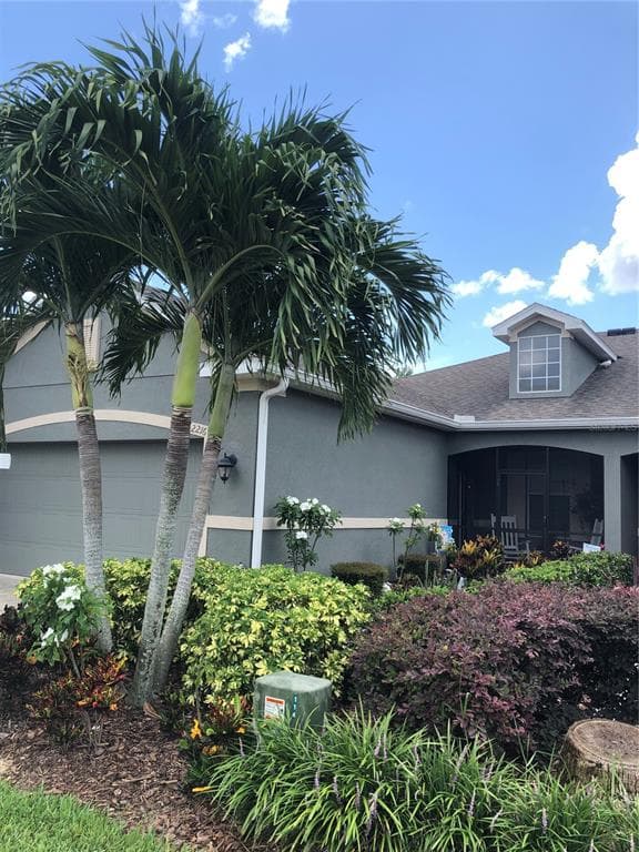 2216 PARROT FISH DRIVE