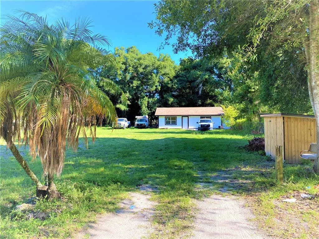8732 S MEADOWVIEW CIRCLE TAMPA, FL 33625
