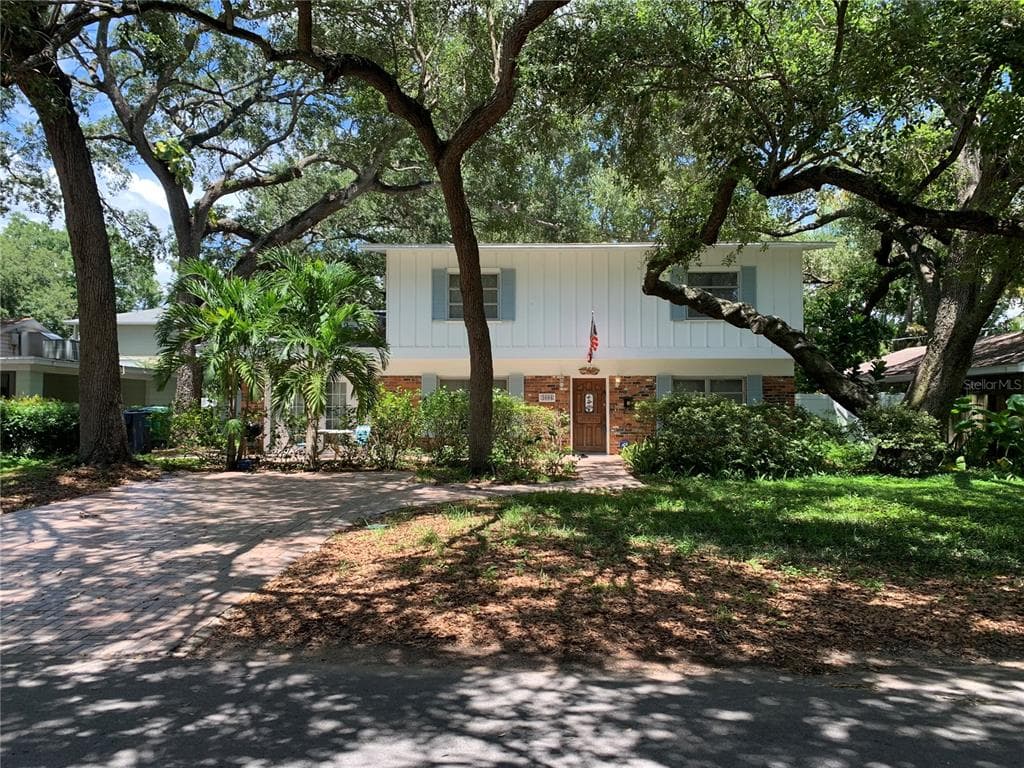 4608 S DATURA AVENUE TAMPA, FL 33611