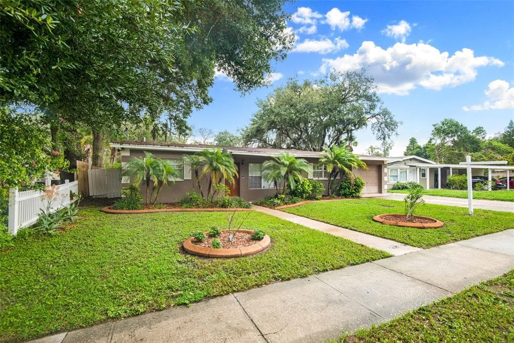 2535 N HABANA PLACE TAMPA, FL 33618