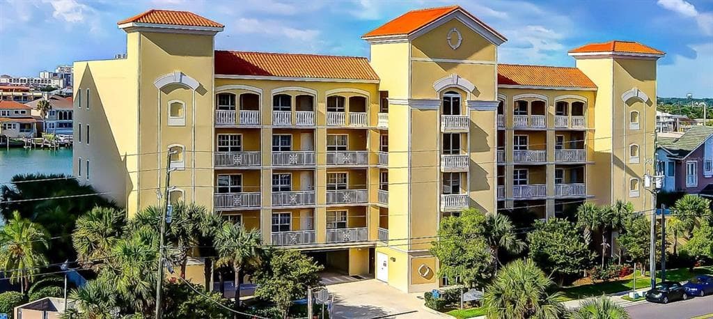 600 BAYWAY BOULEVARD UNIT 303