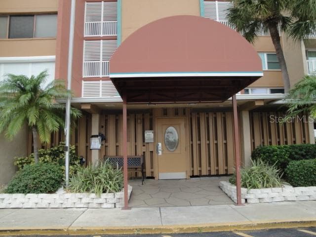 500 CAUSEWAY BOULEVARD UNIT 202 TREASURE ISLAND, FL 33706