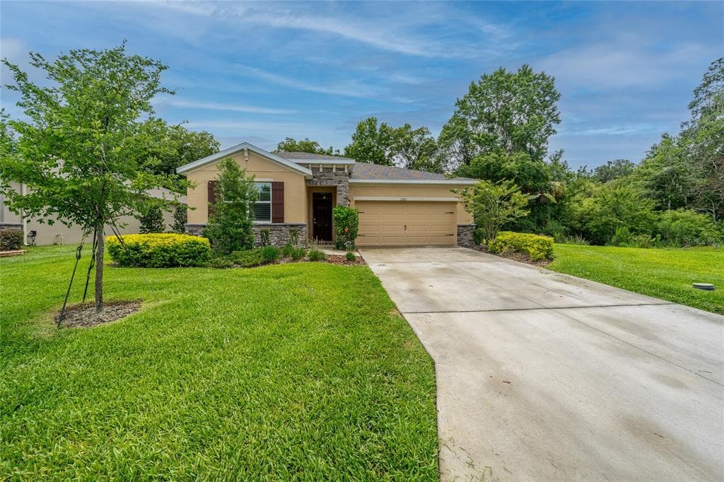 12322 EASTPOINTE DRIVE