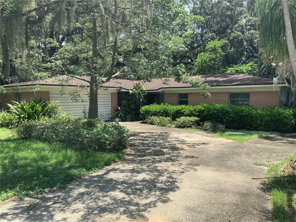 714 COULTER PLACE