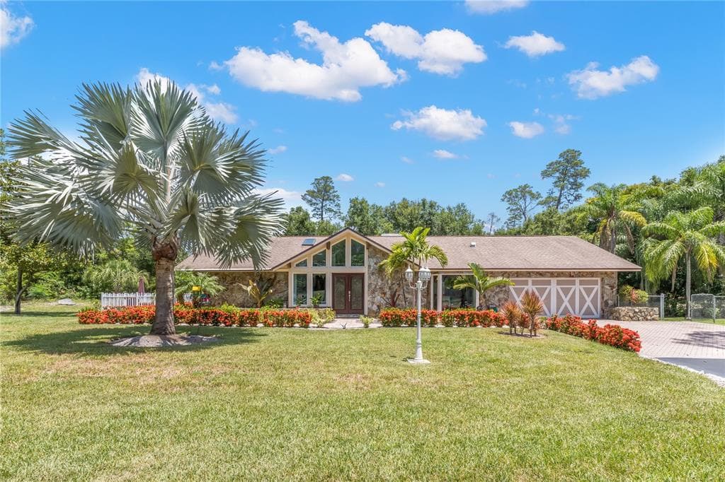 2950 EAGLES NEST DRIVE PALM HARBOR, FL 34683