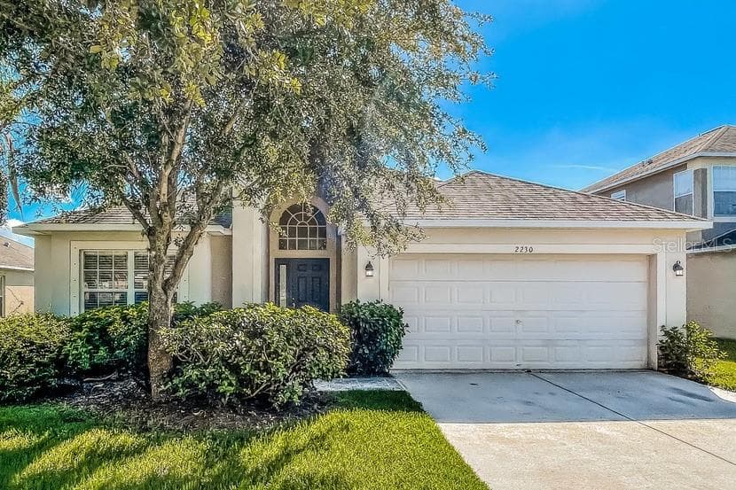 2230 COLVILLE CHASE DRIVE RUSKIN, FL 33570