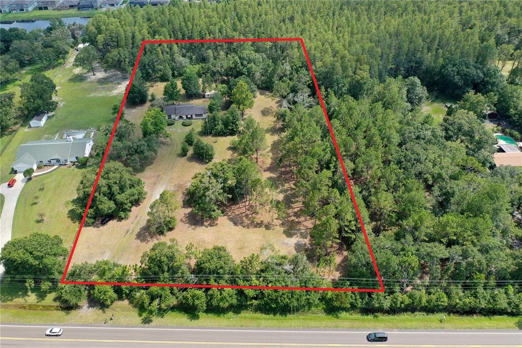 3602 W LUTZ LAKE FERN ROAD